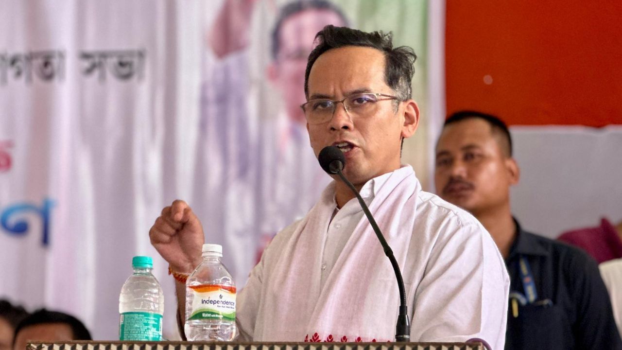 Gaurav Gogoi Slams Himanta