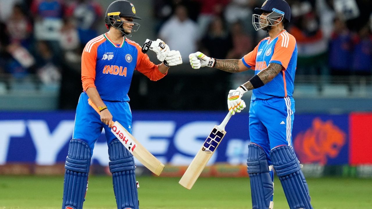 অষ্ট্ৰেলিয়াৰ বিপক্ষে পাঁচখনীয়া মেচৰ টি-২০ শৃংখলাৰ আজি দ্বিতীয়খন মেচ। ইতিমধ্যে শৃংখলাৰ প্ৰথমখনে মেচ বৰষুণৰ বাবে বাতিল কৰা হৈছে। আজি মেলবৰ্ণত এই টি-২০ শৃংখলাত অগ্ৰগতি লোৱাৰ লক্ষ্যৰে খেলপথাৰত নামিব সূৰ্যবাহিনী।