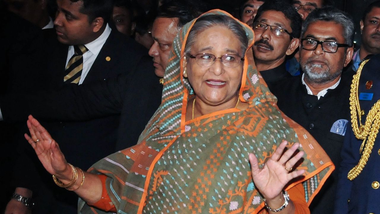 দিল্লীত এবছৰ মুক্তভাৱে কটালে শ্বেখ হাছিনাই, কেতিয়া উভতিব নিজৰ মাতৃভূমিলৈ? দিল্লীত এবছৰ মুক্তভাৱে কটালে শ্বেখ হাছিনাই, কেতিয়া উভতিব নিজৰ মাতৃভূমিলৈ?