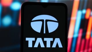 টাটা ট্ৰাষ্টত বৃহৎ অথন্তৰ! ৰতন টাটাৰ অত্যন্ত বিশ্বস্ত এইগৰাকী কৰ্মচাৰীক বৰ্খাস্ত কোম্পানীৰ