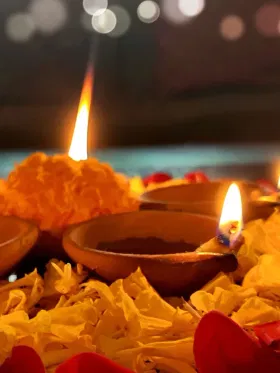 দেৱালীত হংস ৰাজযোগ, এই ৫ ৰাশিৰ জিলিকিব ভাগ্য!