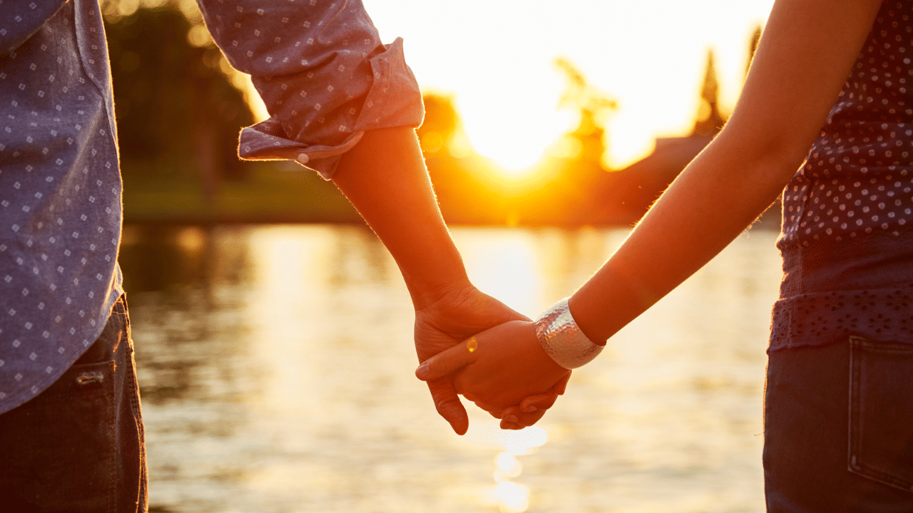 কোনসকল পুৰুষৰ প্ৰেমত বেছিকৈ পৰে মহিলা? জানক ৫ টা বিশেষ গুণ... কোনসকল পুৰুষৰ প্ৰেমত বেছিকৈ পৰে মহিলা? জানক ৫ টা বিশেষ গুণ...