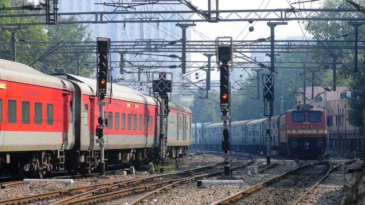 Railway RPF Bharti: ৰে’লৱে সুৰক্ষা বাহিনীৰ নিযুক্তিৰ নিয়ম সলনি, নতুন প্ৰক্ৰিয়াৰ সম্পৰ্কে জানক… Railway RPF Bharti: ৰে’লৱে সুৰক্ষা বাহিনীৰ নিযুক্তিৰ নিয়ম সলনি, নতুন প্ৰক্ৰিয়াৰ সম্পৰ্কে জানক…