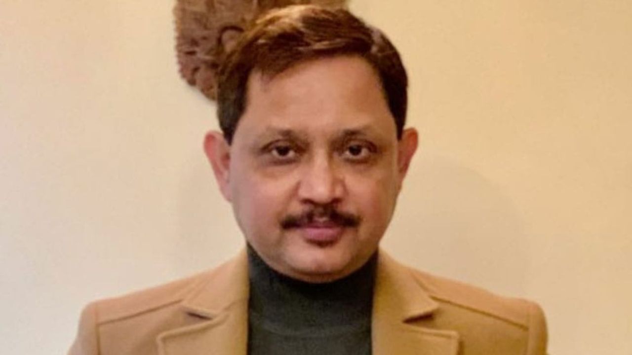 জুবিনৰ মৃত্যুৰ তদন্তত SIT ৰ অগ্ৰগতি, ছিংগাপুৰৰ পৰা ধৰি অনা হ’ল শ্যামকানু মহন্তক…! জুবিনৰ মৃত্যুৰ তদন্তত SIT ৰ অগ্ৰগতি, ছিংগাপুৰৰ পৰা ধৰি অনা হ’ল শ্যামকানু মহন্তক…!