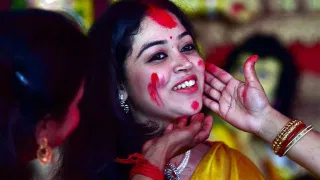 স্বামীৰ আয়ুস বৃদ্ধিৰ উপায়ঃ বিজয়া দশমীত মহিলাসকলে খেলা সেন্দূৰ খেলৰ আঁৰৰ ৰহস্য জানক