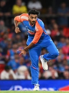 কেৱল জয়ৰ নায়কেই নহয়, যুৱৰাজ সিঙক অতিক্ৰম কৰি অনন্য কৃতিত্ব অক্ষৰ পেটেলৰ...