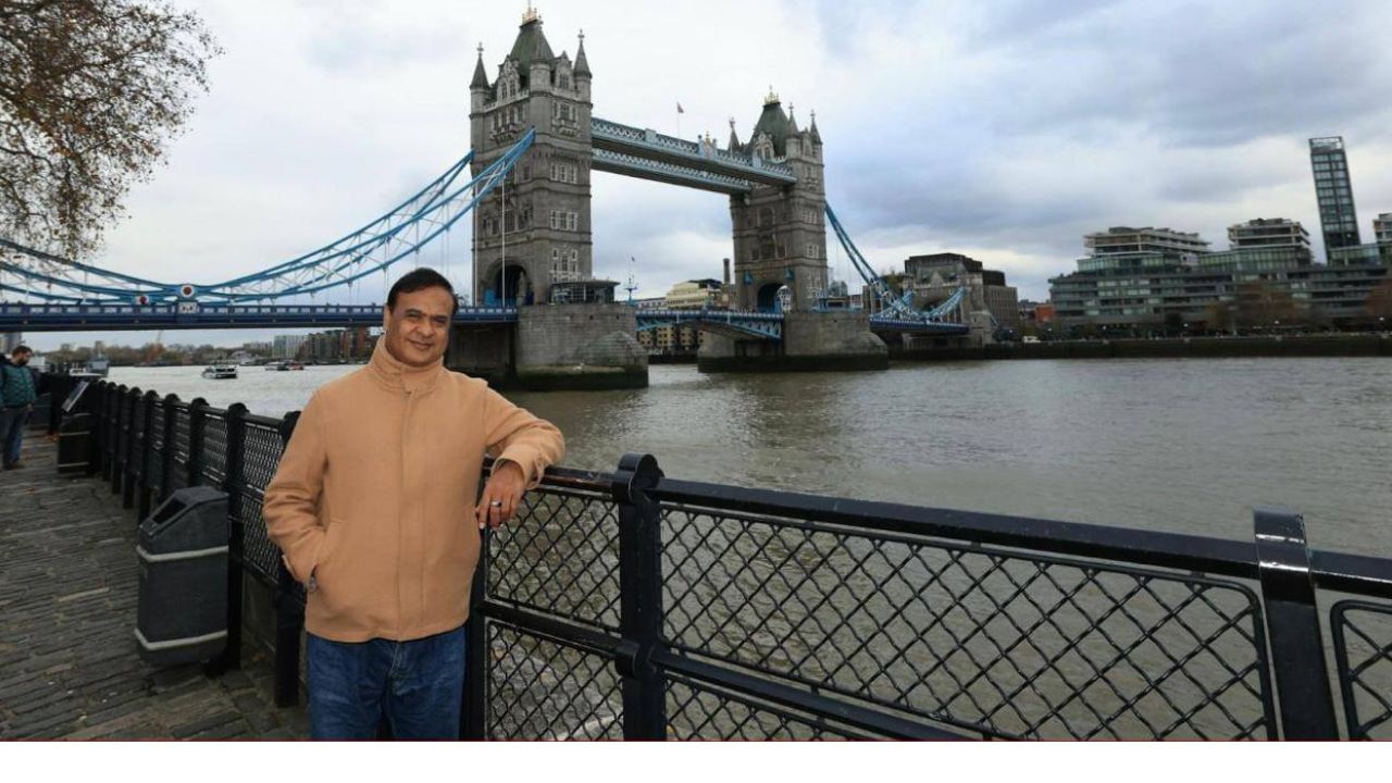 বৃন্দাবনী বস্ত্ৰ অসমলৈ ওভটাই অনাৰ বাবে ব্ৰিটিছ সংগ্ৰহালয়ৰ সৈতে বুজাবুজি চুক্তি স্বাক্ষৰ কৰিব মুখ্য়মন্ত্ৰীয়ে