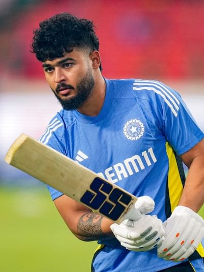 জীৱনৰ ২৪তম জন্মদিন উদযাপন ৰিয়ানৰ, জানেনে তেওঁৰ নামত থকা অভিলেখসমূহৰ বিষয়ে