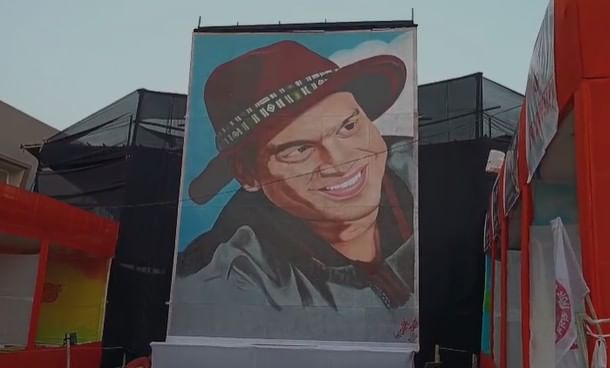 পাঠশালা ৰাস মহোৎসৱত এইবাৰ ৭০০ মৃণ্ময় মূৰ্তিৰ লগতে হাৰ্টথ্ৰব জুবিন গাৰ্গৰ ছবিখনে সকলোৰে মন চুই গৈছে।