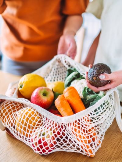 যৌন ক্ষমতা বৃদ্ধিৰ বাবে কি কৰিব ? এই খাদ্যবোৰ খাবলৈ আৰম্ভ কৰক