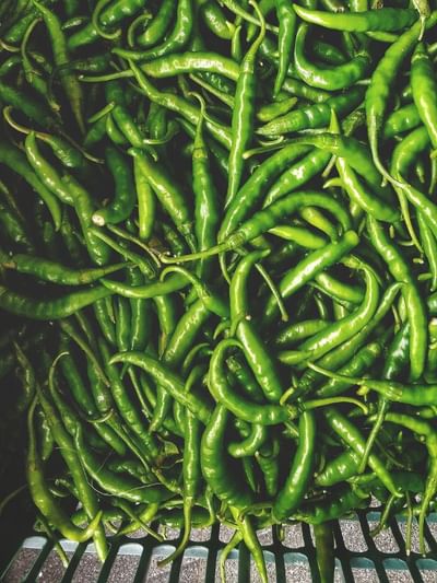 জিভাত জ্বলা হ’লেও দেহত ‘মিঠা’ প্ৰভাৱ কেঁচা সেউজীয়া জলকীয়াৰ, জানেনে আপুনি?