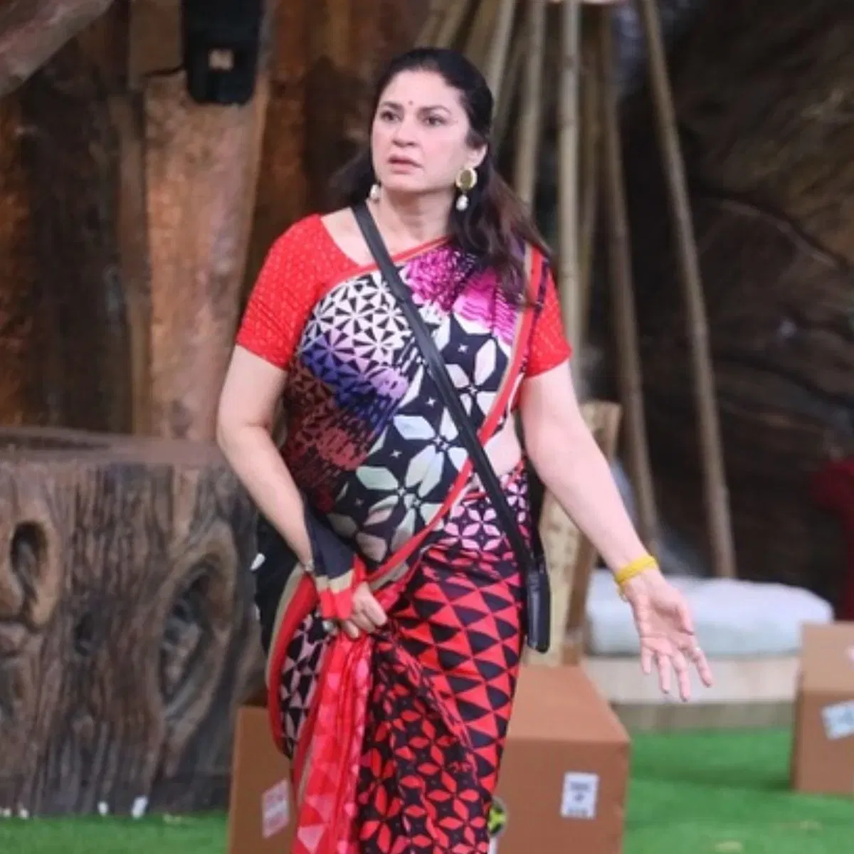 মালাতীৰ অনুৰাগী, আৰু বহু বিগ বছৰ অনুৰাগীয়ে কুনিকাৰ এই মন্তব্য একেবাৰেই ভাল নাপালে। কুনিকাৰ এই দাবীক লৈ তেওঁলোকে অসন্তুষ্টি প্ৰকাশ কৰে। এজন ব্যৱহাৰকাৰীয়ে ক'লে, "কাৰোবাৰ যৌনতাক লৈ প্ৰশ্ন উত্থাপন কৰিবলৈ তেওঁ কোন?"