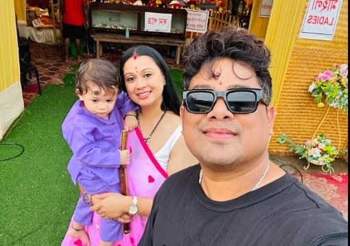 ১৯৯১ চনৰ আজিৰ দিনটোতেই জন্মগ্ৰহণ কৰিছিল কণ্ঠশিল্পীজনে। কেৱল কণ্ঠই নহয়, নীলৰ ব্যক্তিগত জীৱনৰ কথা জানিও অনুৰাগীসকলে ভাল পায়।