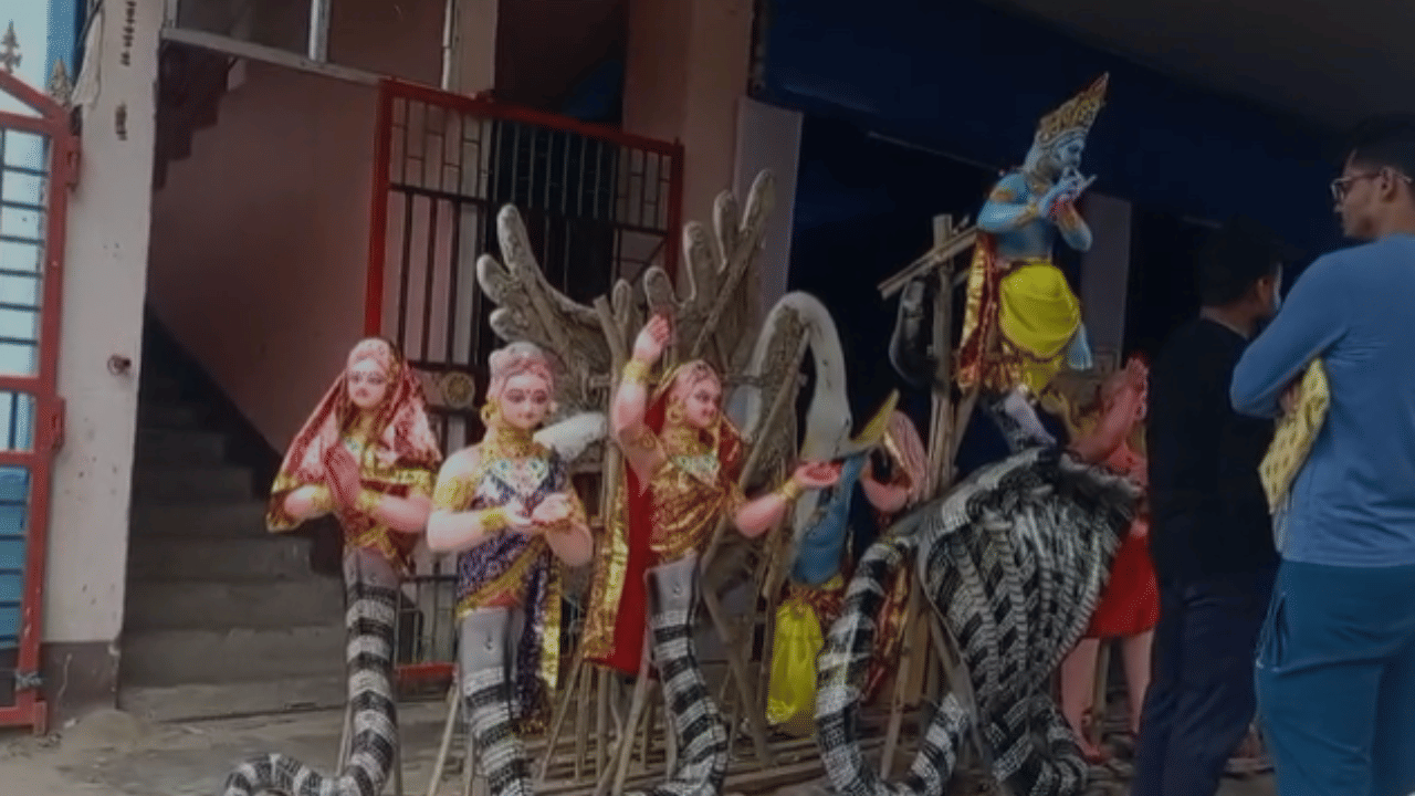 ৰাসৰ বাবে ইতিমধ্যে মূৰ্তিসমূহৰ নিৰ্মাণ কাৰ্য চলি আছে। পলাশবাৰী ৰাস সমিটিয়ে সমূহ ৰাইজৰ উপস্থিতি কামনা কৰিছে। লগতে  এই ১৫ দিনীয়া কাৰ্যসূচীত ভক্তপ্ৰাণ ৰাইজৰ সহায় সহযোগিতা বিচাৰিছে পলাশবাৰী ৰাস মহোৎসৱ সমিতিয়ে।