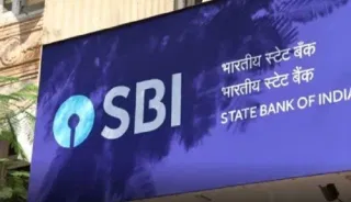 ১ ডিচেম্বৰৰ পৰা SBI-এ বন্ধ কৰিব এই সেৱা, সাধাৰণ গ্ৰাহকৰ ওপৰত কি প্ৰভাৱ পৰিব?