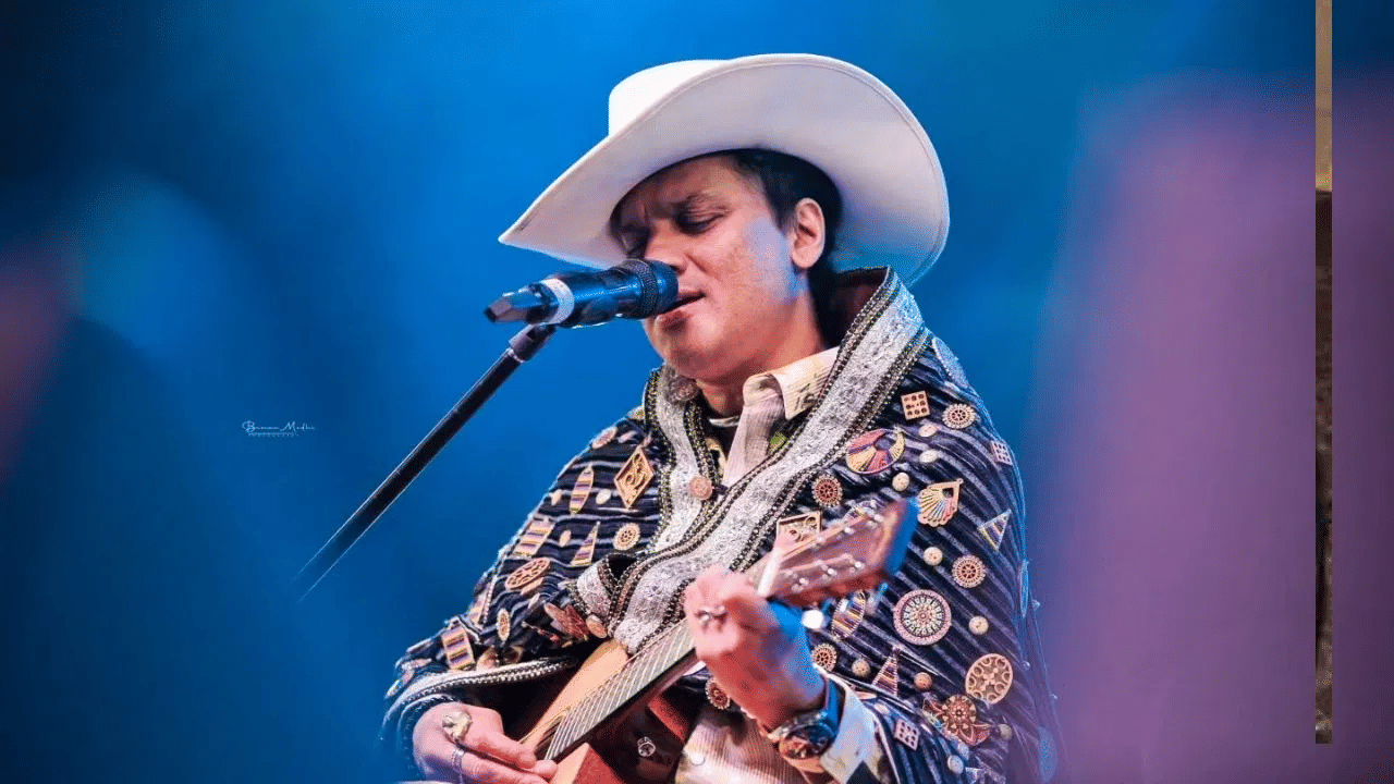 ইয়াৰোপৰি জুবিন গাৰ্গৰ মৃত্যুৰ ঘটনাৰ ছাৰ্জশ্বীটত বহু বিস্ফোৰক তথ্য প্ৰকাশ পাব বুলি ইতিমধ্যে কৈছে শৰ্মাই। তেওঁ কৈছে যে, ছাৰ্জশ্বীটত প্ৰকাশ পাব কেনেকৈ একাংশই জুবিন গাৰ্গক বলপূৰ্বকভাৱে সুৰাপান কৰোৱাইছিল। ইয়াৰোপৰি এই ছাৰ্জশ্বীটে মানুহক দুখিত আৰু ক্ষোভিত কৰিব বুলিও কৈছিল শৰ্মাই।