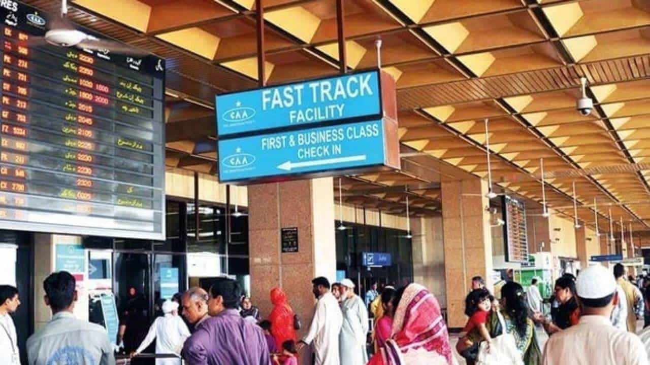 দুৰৱস্থা! বহিঃৰাষ্ট্ৰত ভিক্ষা মাগিবলৈ যোৱা ৫১ হাজাৰ পাকিস্তানীক বিতাড়ন... দুৰৱস্থা! বহিঃৰাষ্ট্ৰত ভিক্ষা মাগিবলৈ যোৱা ৫১ হাজাৰ পাকিস্তানীক বিতাড়ন...