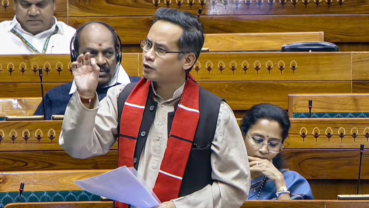 যিমান চেষ্টা কৰিলেও নেহৰুৰ অৱদানত কলা দাগ লগাব নোৱাৰে -সংসদত গৌৰৱ গগৈৰ হুংকাৰ