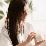 চৰ্দি হোৱাৰ ভয়ত বহুতে শীতকালত গা ধুই নাথাকে। সুস্থ চুলিৰ বাবে আৰু চেবাম অক্ষত ৰাখিবলৈ সপ্তাহত তিনিবাৰ চুলি ধুব লাগে।