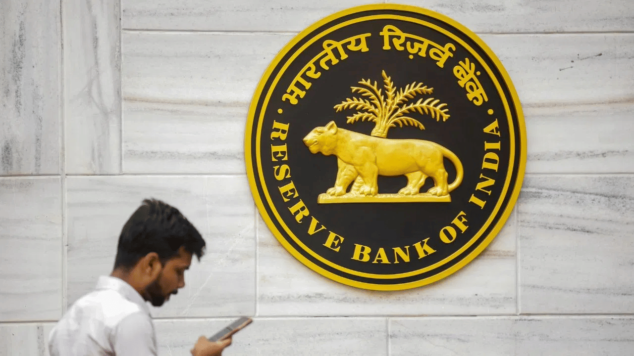 RBI New Rules: বেংকত টকা জমা আছে নেকি? চেভিংছ একাউন্ট আৰু FD ৰ ক্ষেত্ৰত নতুন নিয়ম RBI ৰ... RBI New Rules: বেংকত টকা জমা আছে নেকি? চেভিংছ একাউন্ট আৰু FD ৰ ক্ষেত্ৰত নতুন নিয়ম RBI ৰ...