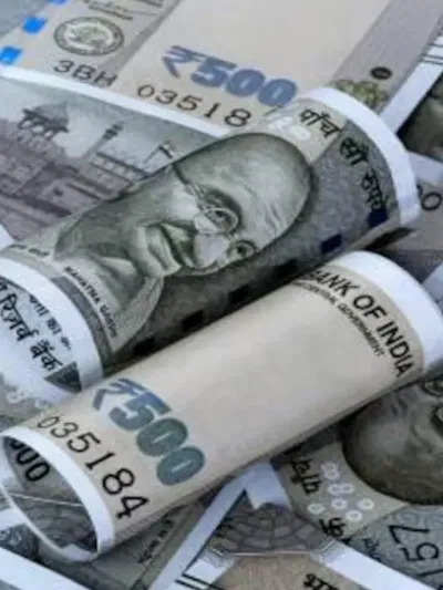 হাতলৈ ধন অহাৰ পূৰ্বে মানুহে লাভ কৰে এইসমূহ সংকেত, জানক…