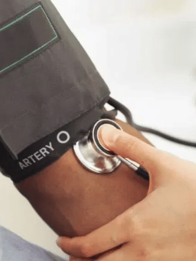 শীতকালত উচ্চ ৰক্তচাপৰ ৰোগীয়ে কি কি খাদ্য খাব নালাগে? জানক…