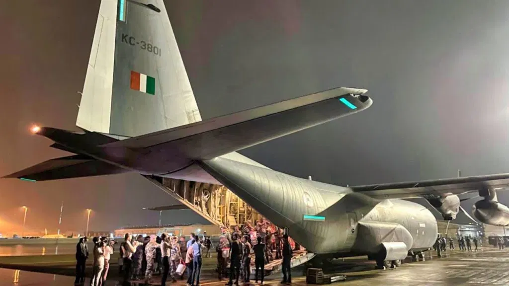 Sri Lanka Cyclone Ditwa 1024x576