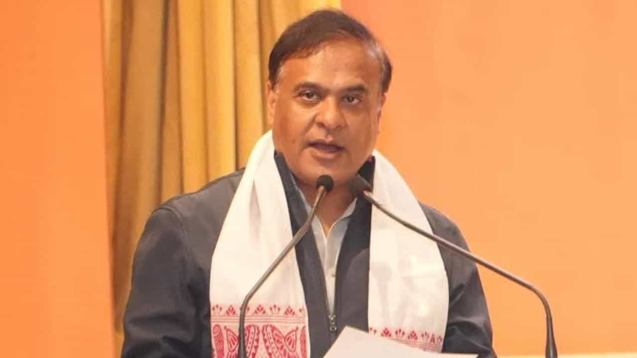 দেৱাল লেখন আৰম্ভ, সমষ্টিৰ সীমা নিৰ্ধাৰণেও কৰিছে লাভান্বিত... ২০২৬ ৰ নিৰ্বাচনত বিজেপি মিত্ৰজোঁটে কিমান আসন পাব পাৰে? দেৱাল লেখন আৰম্ভ, সমষ্টিৰ সীমা নিৰ্ধাৰণেও কৰিছে লাভান্বিত... ২০২৬ ৰ নিৰ্বাচনত বিজেপি মিত্ৰজোঁটে কিমান আসন পাব পাৰে?