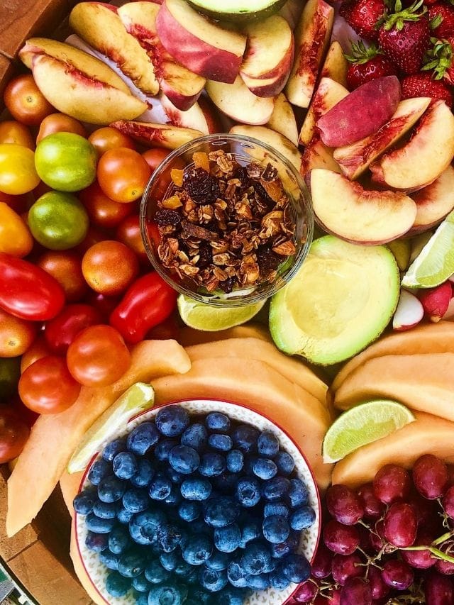 ফলৰ জৰিয়তে কমাব পাৰিব ওজন! এই ফলকেইবিধে আপোনাক দিব যাদুকৰী সমাধান