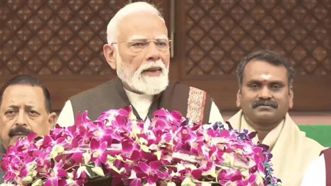 আত্মবিশ্বাসেৰে সমৃদ্ধ  ভাৰত আজি বিশ্বৰ বাবে আশাৰ কিৰণঃ মোদী