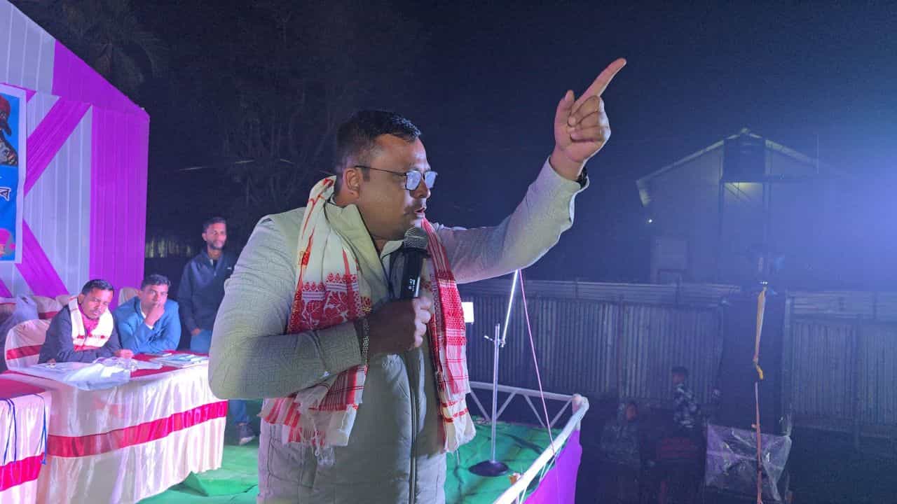 প্ৰশাসনিক মুৰব্বী হওক সংখ্যালঘু লৰা-ছোৱালী, কিডনী বেছি হলেও সন্তানক পঢ়ুৱাবলৈ আহ্বান ৰেজাউল কৰিম সৰকাৰৰ