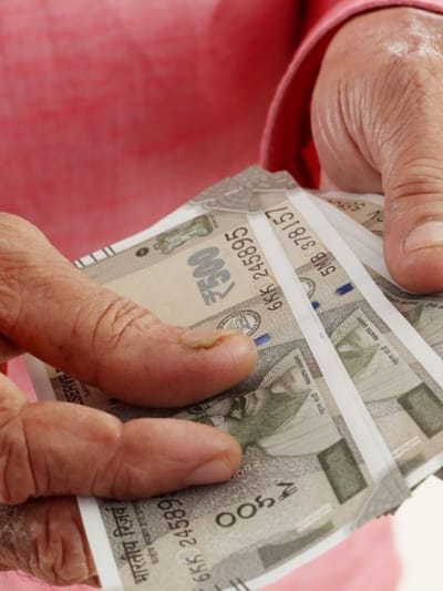 ডাকঘৰৰ এই আঁচনিত বিনিয়োগ কৰি নিশ্চিত কৰক মাহিলী উপাৰ্জন