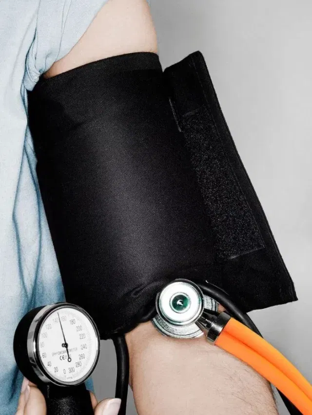 পুৱাৰ এইসমূহ অভ্যাসে নিয়ন্ত্ৰণত ৰাখে উচ্চ ৰক্তচাপ, জানক…