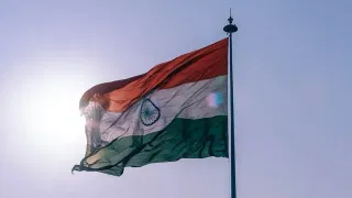 Republic Day 2026: ২৬ জানুৱাৰীত পতাকা উত্তোলন নহয়, উৰুওৱাহে হয়… গণৰাজ্য দিৱস আৰু স্বাধীনতা দিৱসৰ এই পাৰ্থক্য জানেনে?