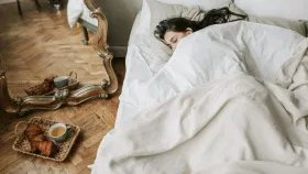 ৰাতিপুৱাৰ এই ৪টা অভ্যাসে অকালতে বৃদ্ধ কৰে মানুহক! সাৱধান হওক...